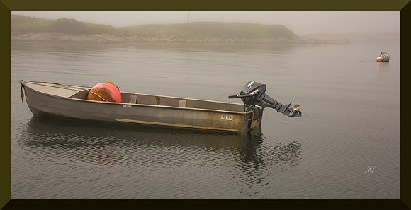 Old Skiff in Fog DSC_0035