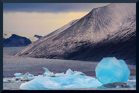 Great Blue Ice Ball 3 for web DSC_5859