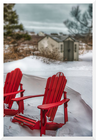 Red chairs in snow for web DSC_0822