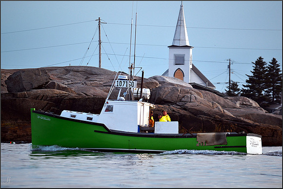 Boat and Church DSC_1036