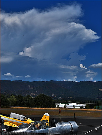 Old Planes Timeless Clouds w sig DSC_0459