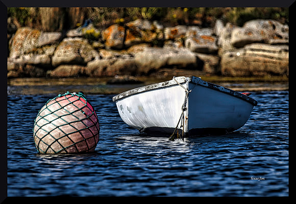 Dan's Skiff on Mooring w sig-bord for web DSC_5342