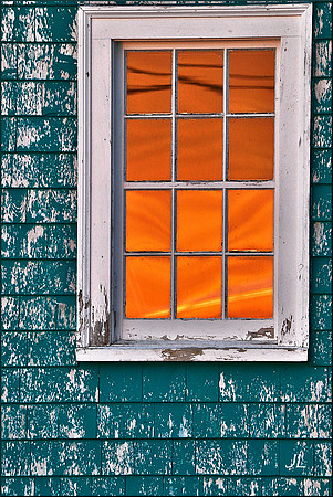 Sunrise in the Boathouse Window DSC_0302