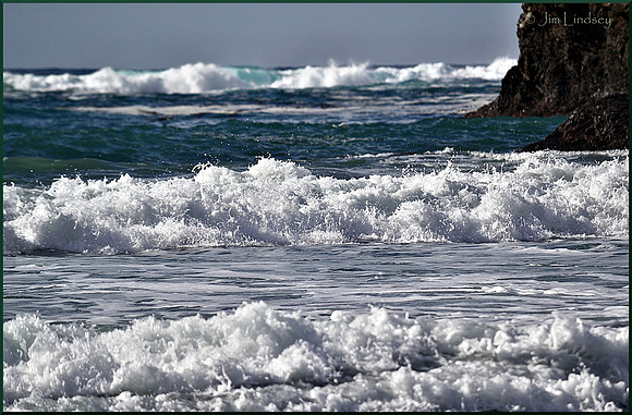 Surf w border DSC_0303