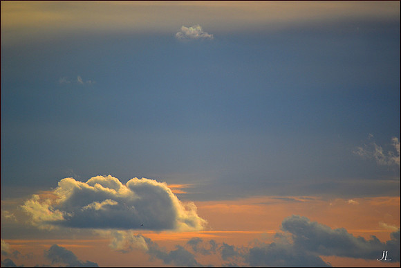 Clouds 16 w sig