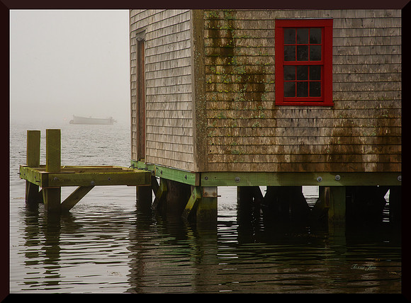 Stage in fog with boat DSC_7278