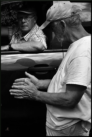 Conversation with Hands DSC_0818