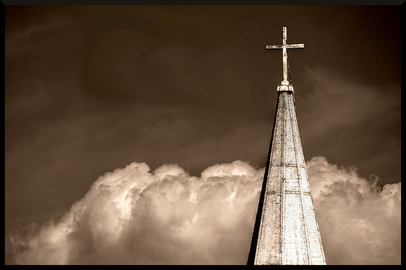 steeple and cloud DSC_3433