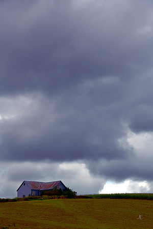 Farmhouse under Storm Clouds for web DSC_0034_02