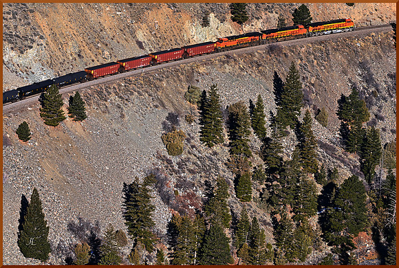 Train on Trough Road for web DSC_2755