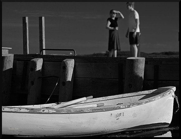 Boat and Blurry People DSC_8824