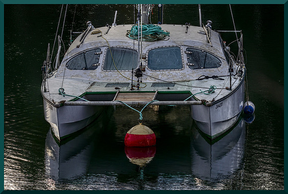 Old Catamaran w sig-bord DSC_9715
