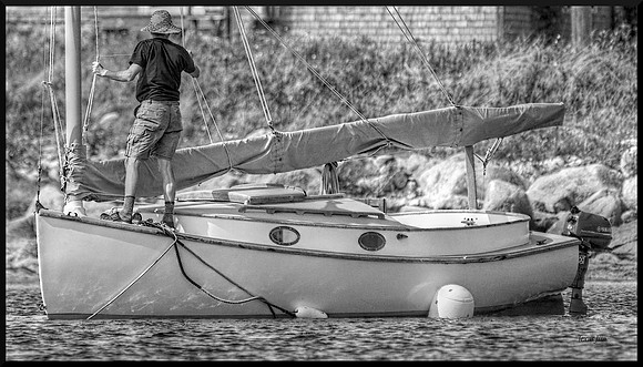 Sail Prep w sig-bord DSC_9336